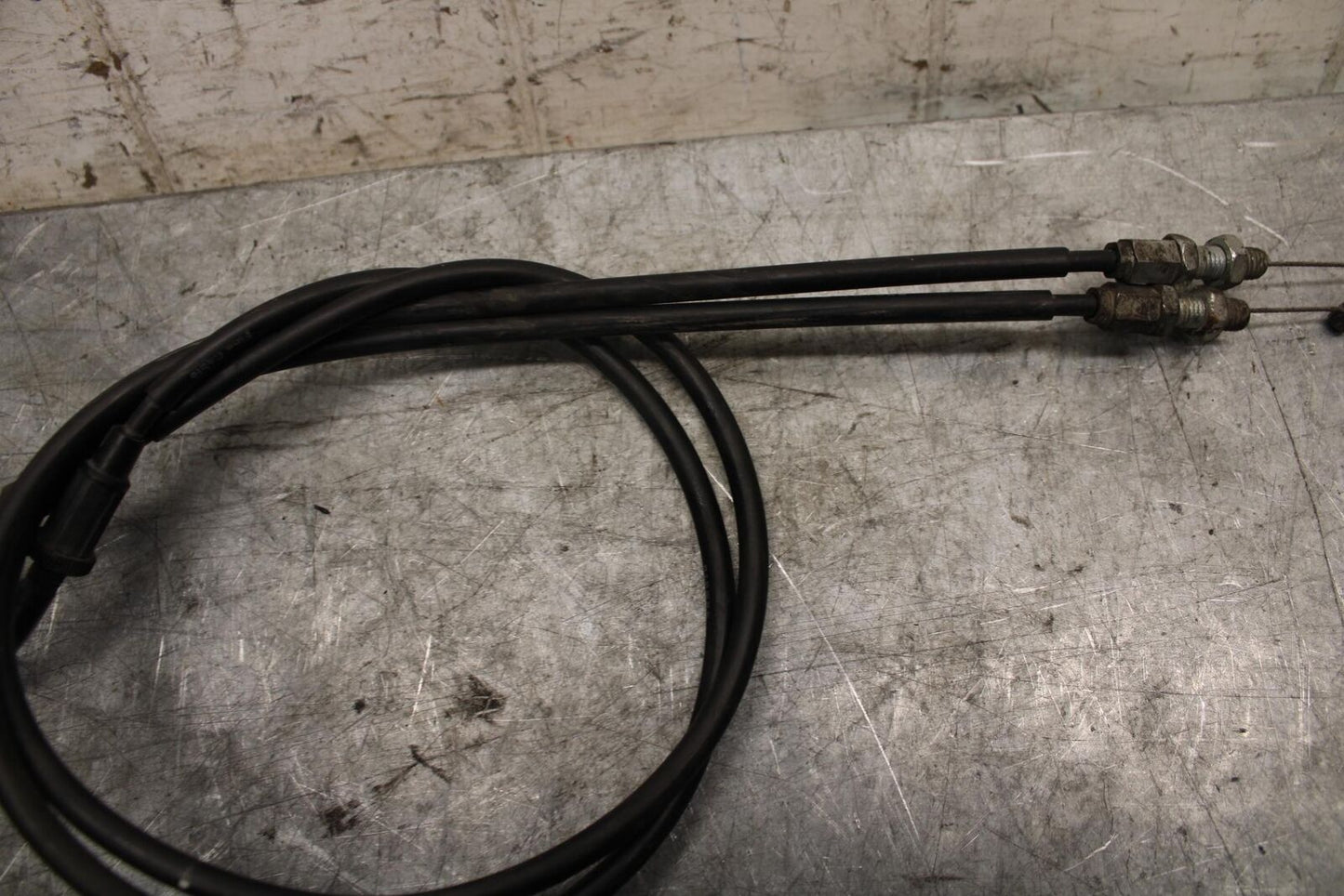 2007 Suzuki GSXR600 THROTTLE CABLES LINES 58300-01H00 58300-01H10 BB540