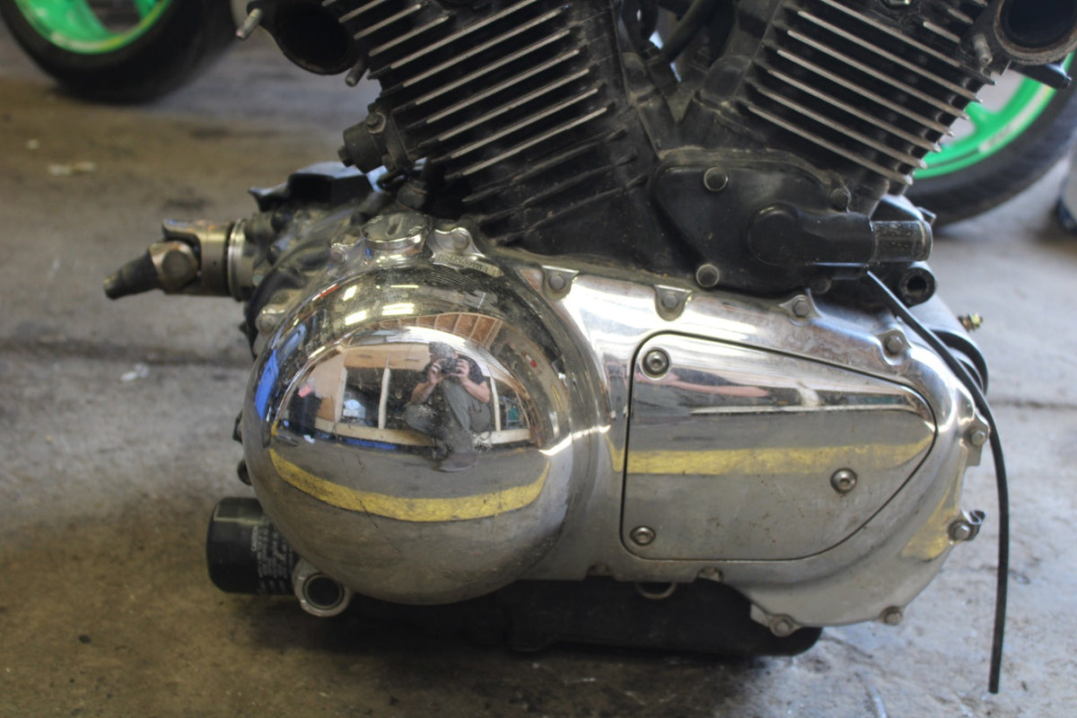 04 KAWASAKI VULCAN 1500 ENGINE MOTOR BB762