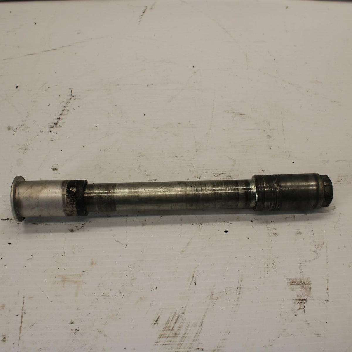 98-03 SUZUKI TL1000R FRONT WHEEL RIM AXLE PIVOT BOLT BB267