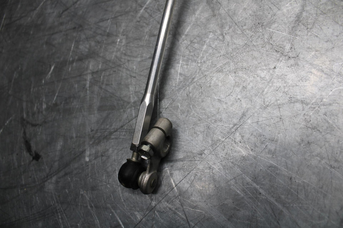 13 SUZUKI GSXR750 SHIFTER LINKAGE SHIFT LINK PEDAL BB474