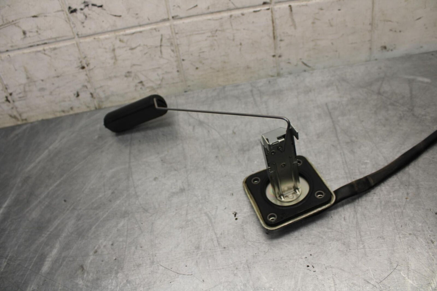 11-14 KAWASAKI VERSYS 650 LE 650C FUEL LEVEL SENDER BB498