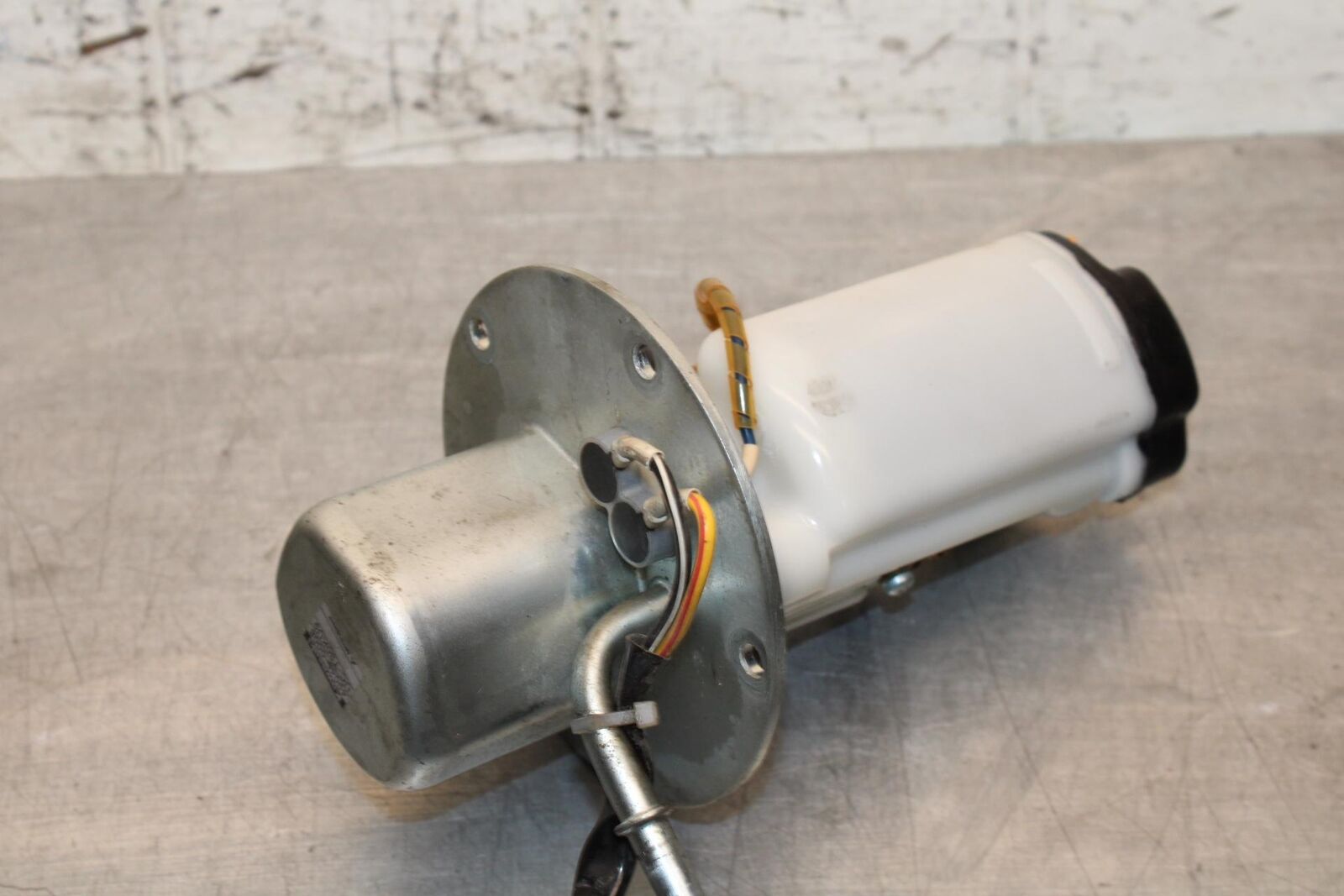 2011 Kawasaki Ninja ZX10R ZX1000K ABS FUEL PUMP GAS PETROL SENDER UNIT BB555