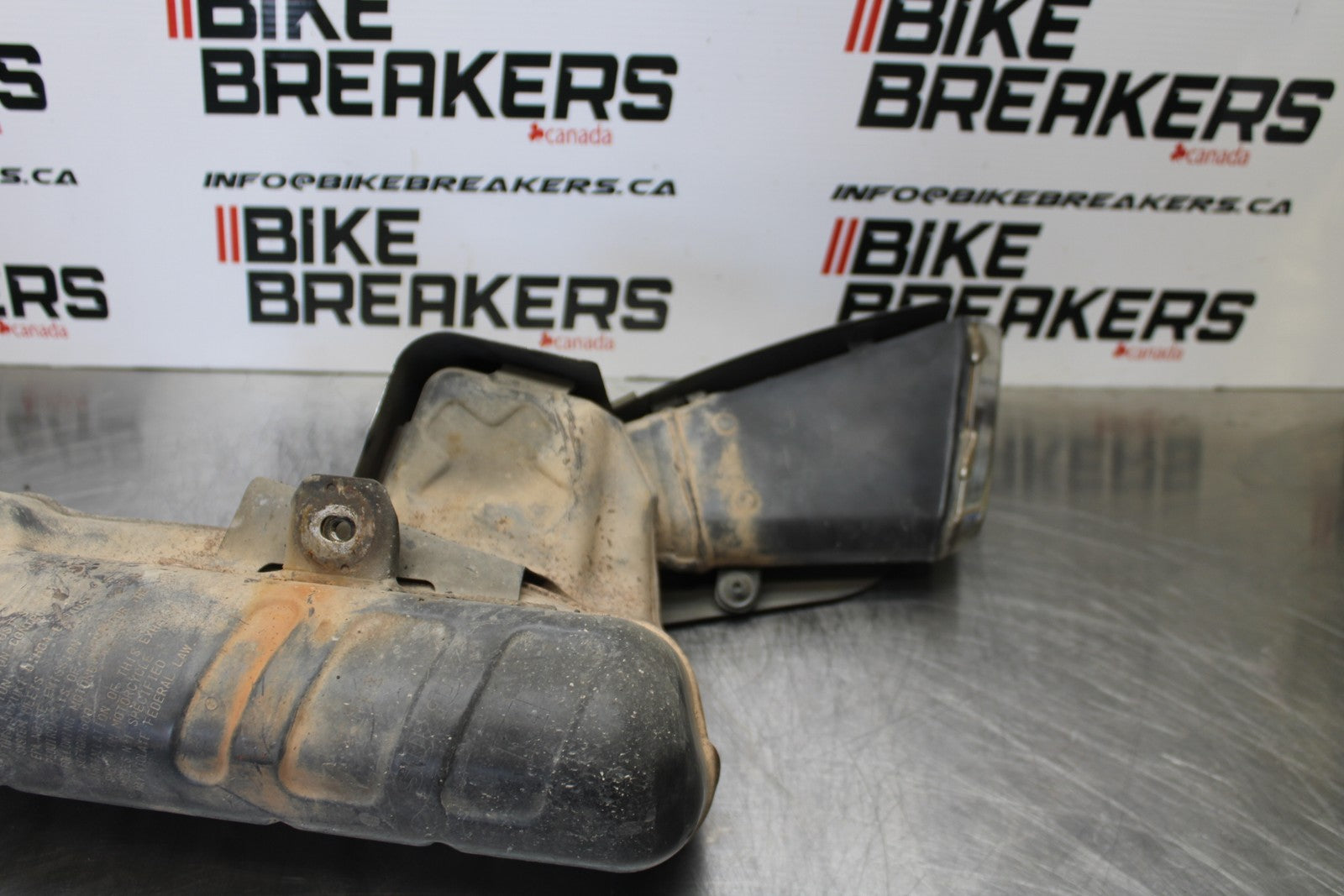 06-07 SUZUKI GSXR 600 EXHAUST PIPE MUFFLER SLIP ON CAN SILENCER BB170