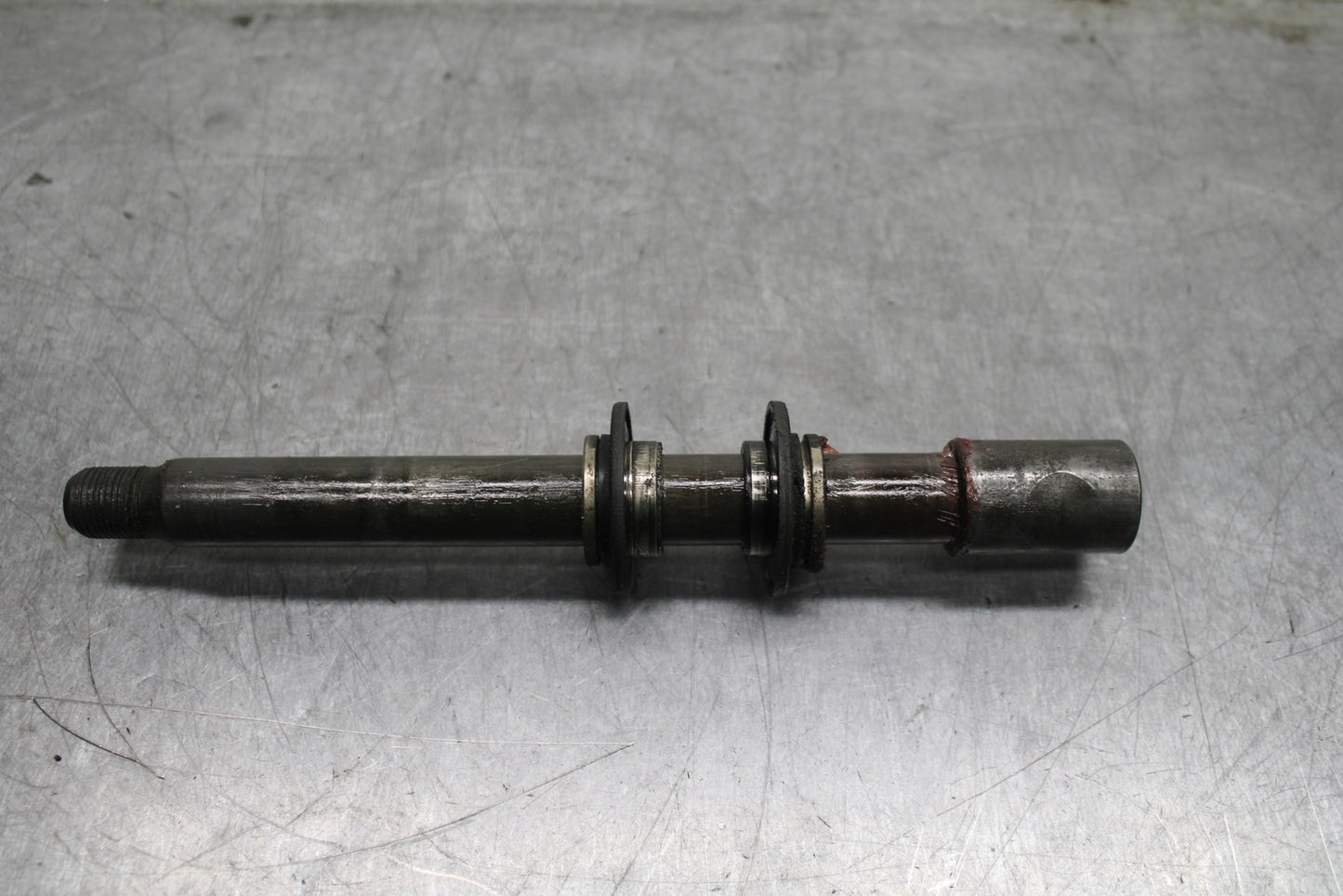00-01 YAMAHA YZF R1 FRONT WHEEL RIM AXLE PIVOT BOLT BB755