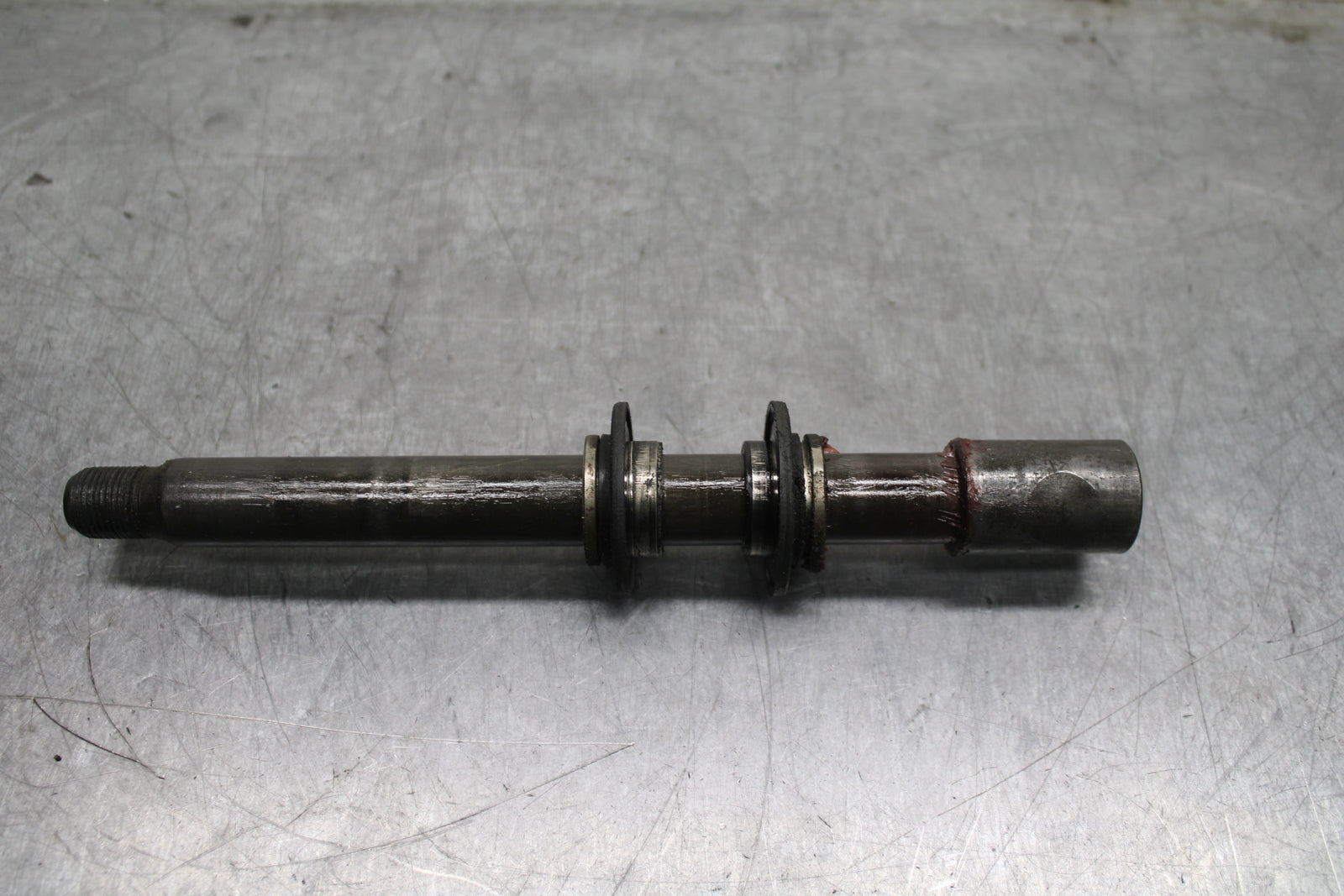 00-01 YAMAHA YZF R1 FRONT WHEEL RIM AXLE PIVOT BOLT BB755