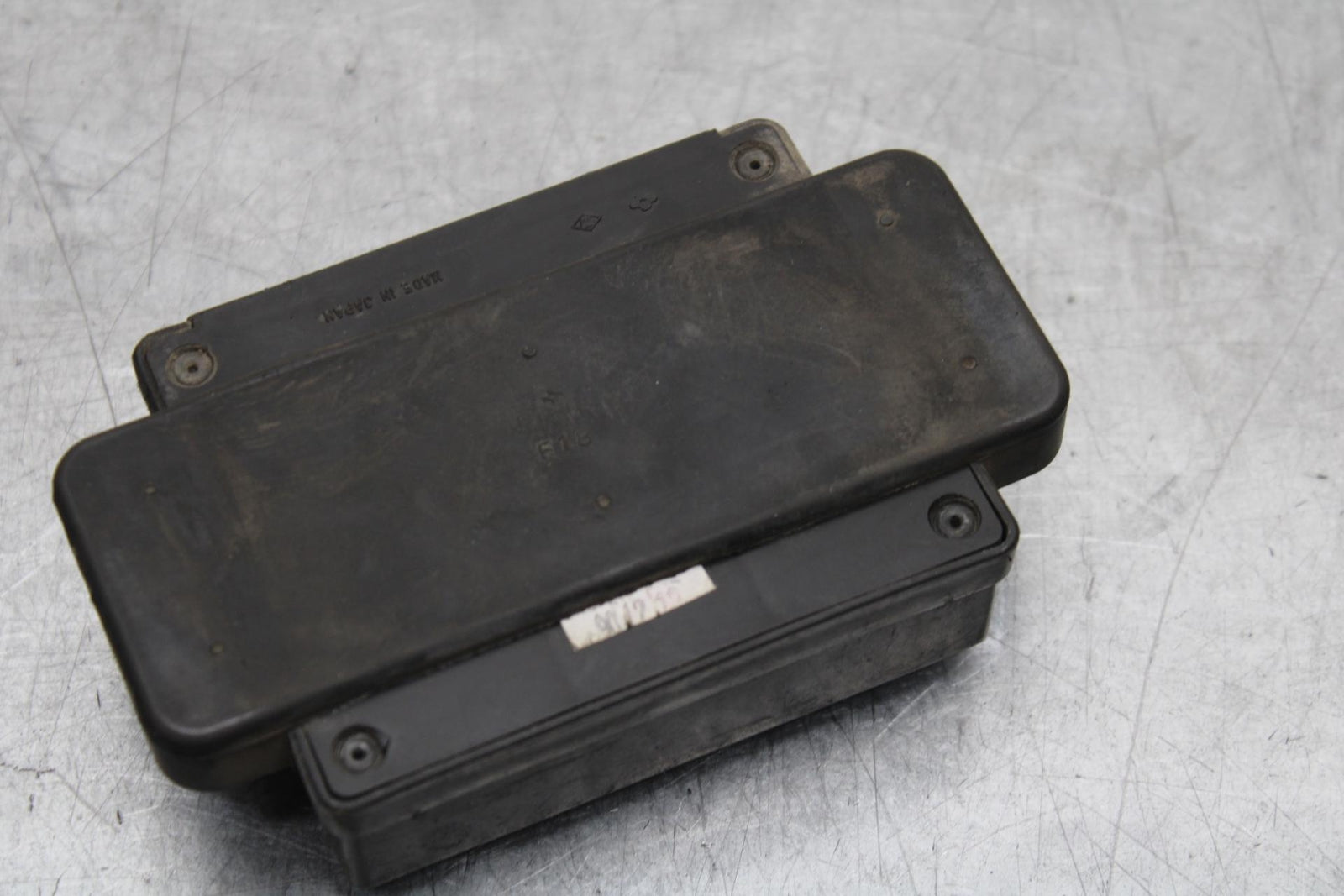 00-01 KAWASAKI ZZR600 RELAY ASSEMBLY FUSE BOX BB568