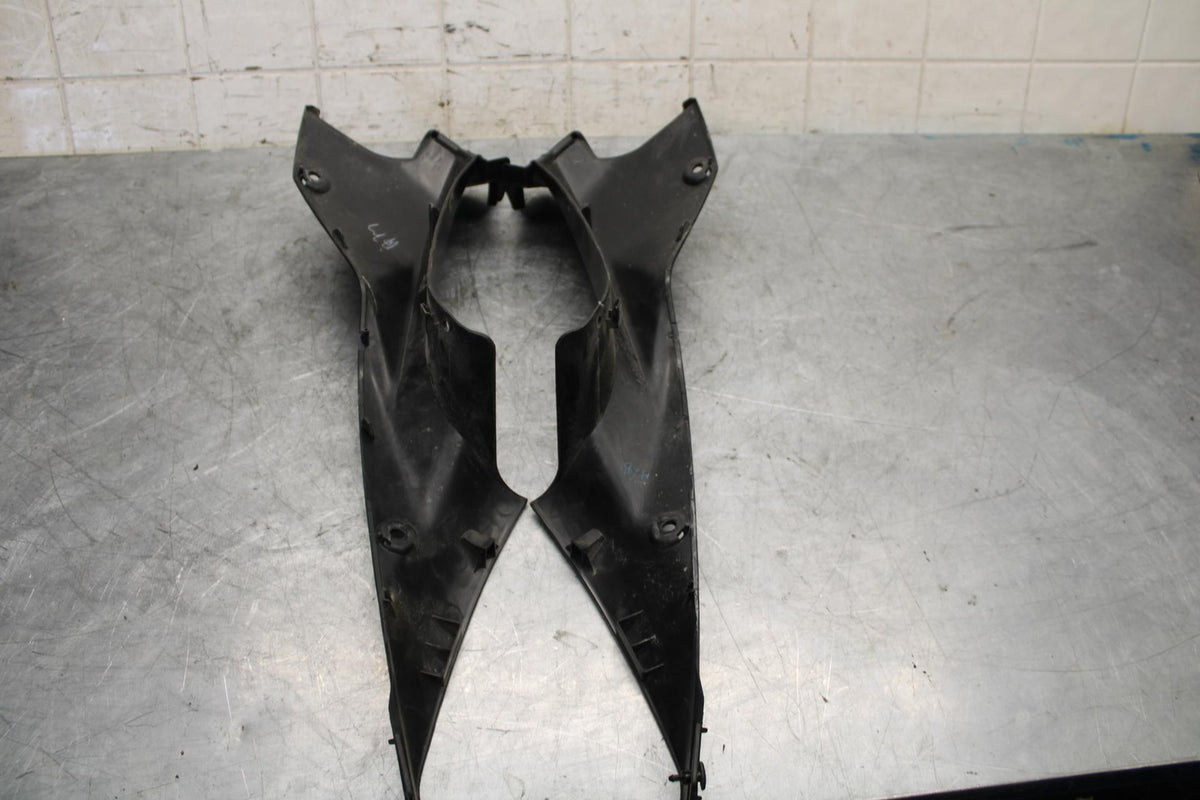 2015 Yamaha YZF R3 RIGHT LEFT FRONT DUCT COVERS PANELS COWLS BB526