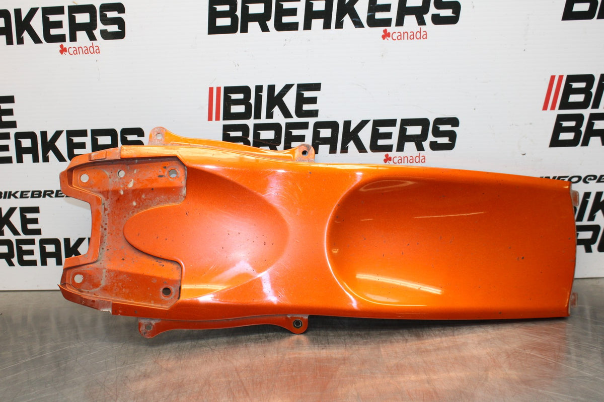 06-07 SUZUKI GSXR 600 REAR BACK TAIL UNDERTAIL FAIRING COWL FENDER BB178