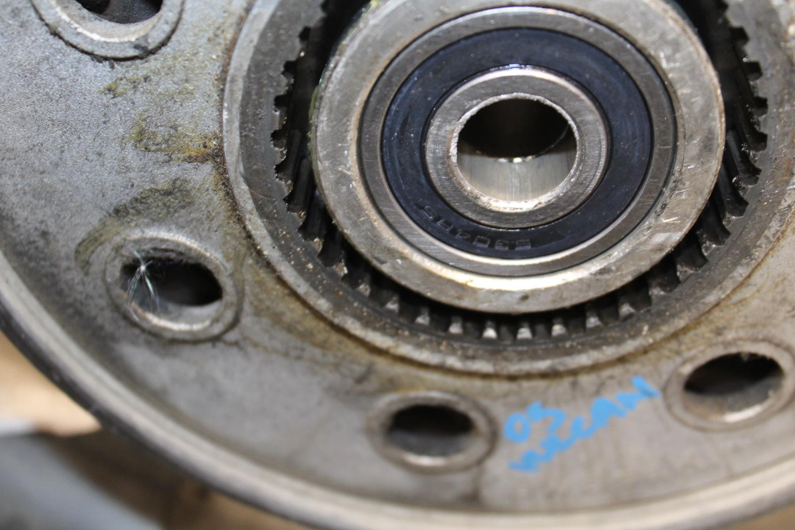 2005 Kawasaki Vulcan 1600 VN1600D Nomad REAR ROTOR AND WHEEL BB556