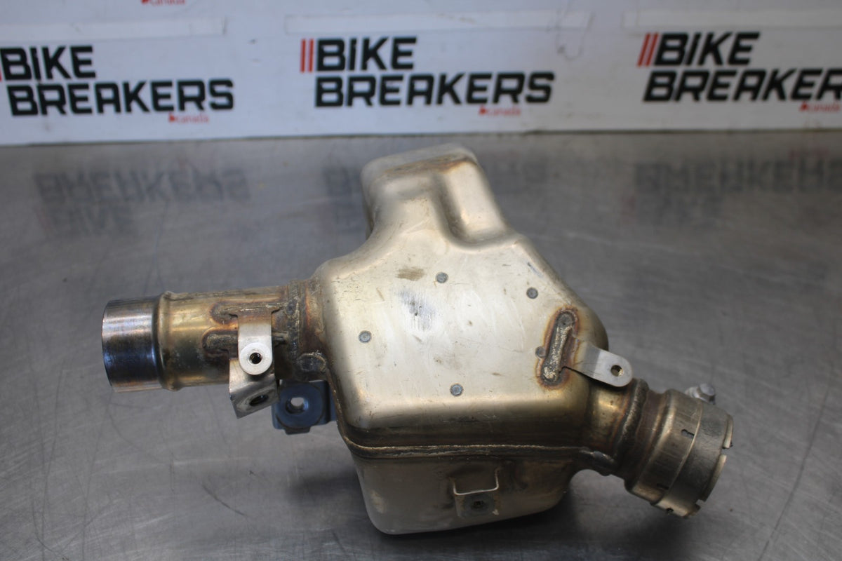 22 KAWASAKI NINJA ZX6R ZX636 ABS 40TH ANNIVERSARY MIDPIPE CAT EXHAUST BB911