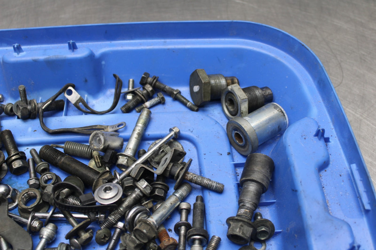 2006 Suzuki Boulevard C90  BOLTS HARDWARE MOTOR SCREWS BB849