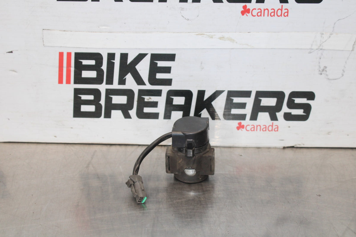 05 DUCATI SUPERSPORT 800 ENGINE STARTER RELAY STARTING MOTOR SWITCH BB913