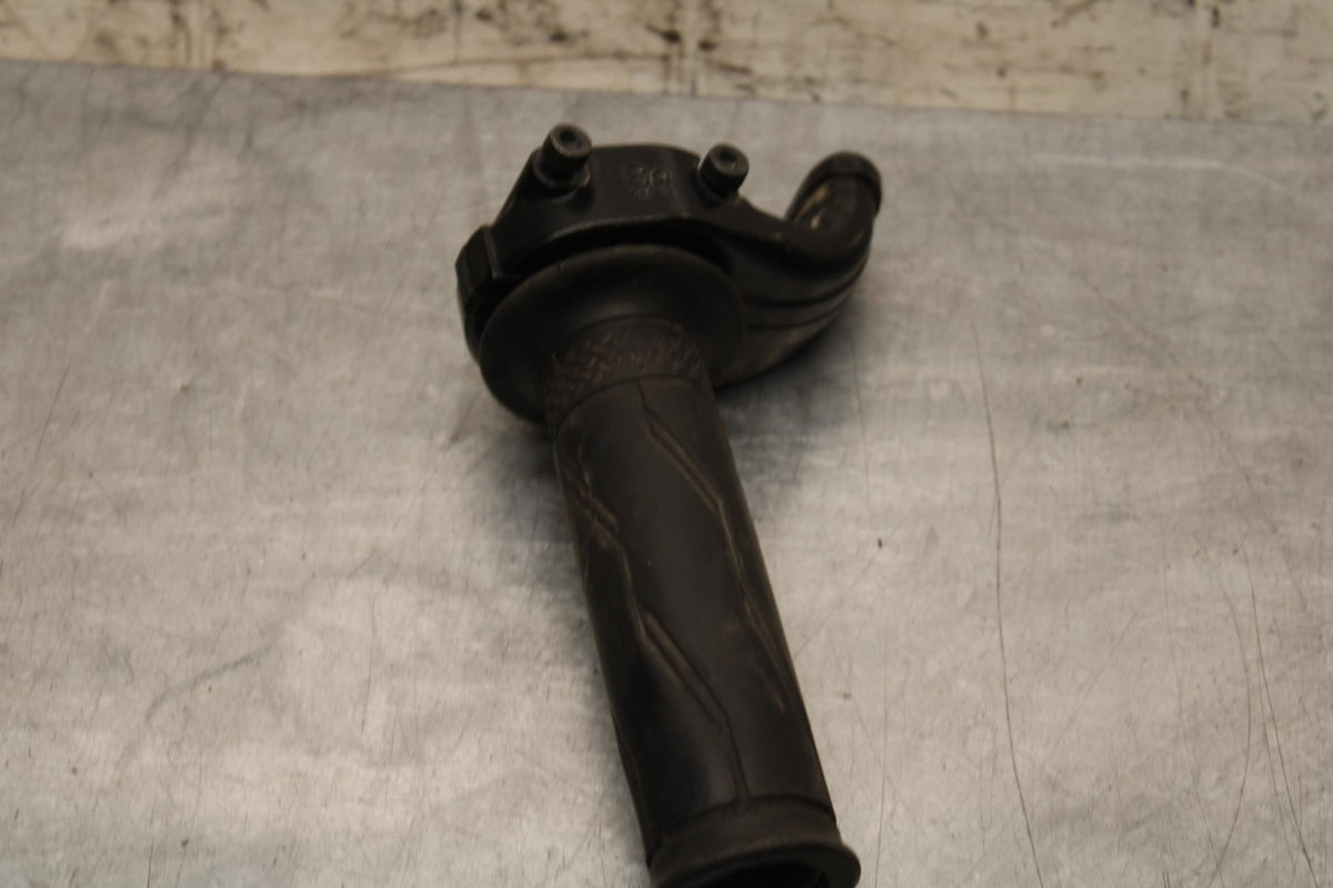 2006 Yamaha YZF R6 THROTTLE CABLE LINE HOUSING GUIDE 3XW-26282-01-00 BB560