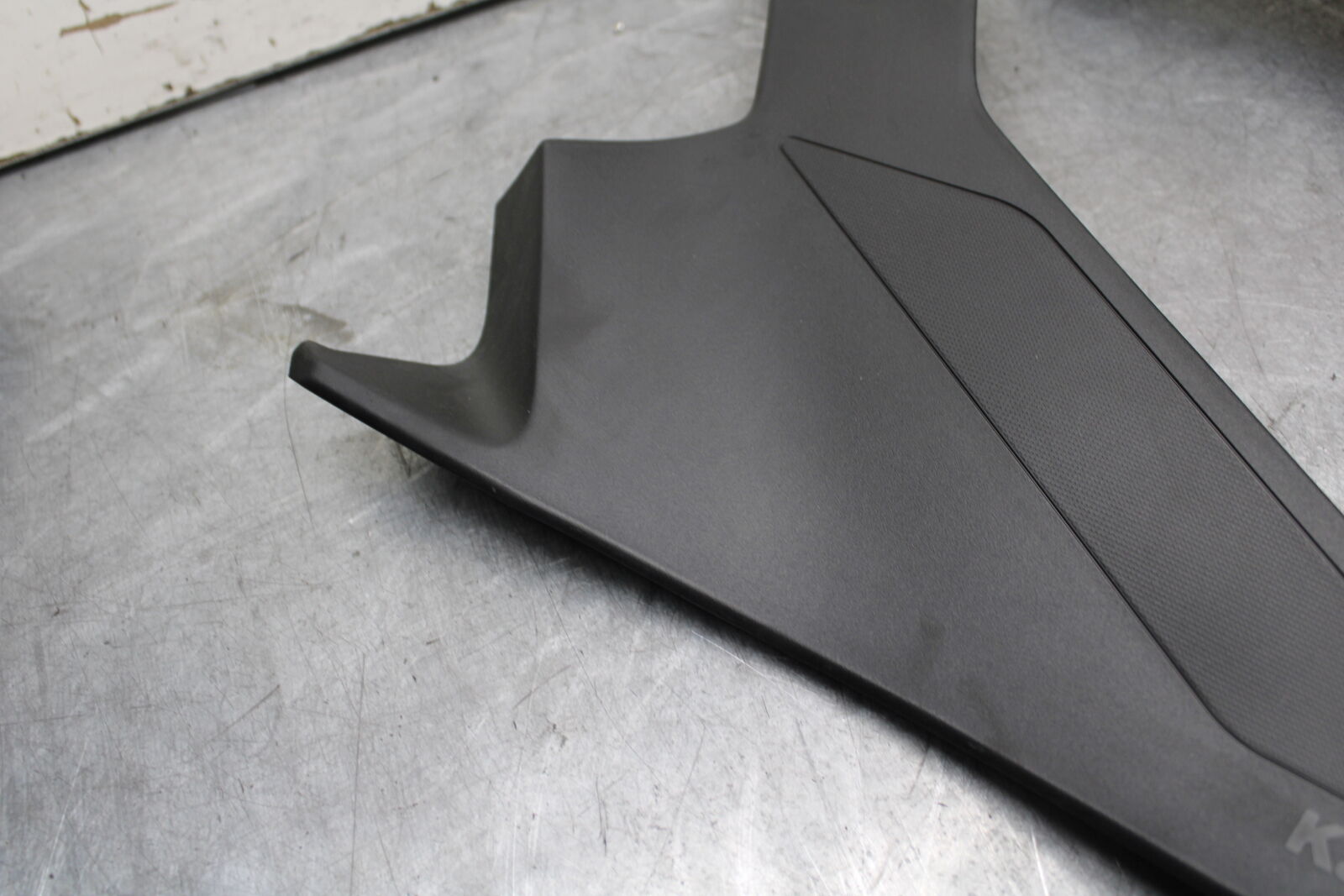 18-23 KAWASAKI NINJA 400 RIGHT LEFT FRONT SIDE SEAT PANELS TRIMS FAIRINGS BB660