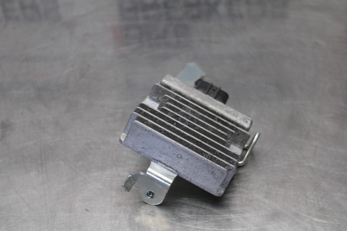 24-25 KAWASAKI ELIMINATOR 450 RECTIFIER VOLTAGE REGULATOR BB869