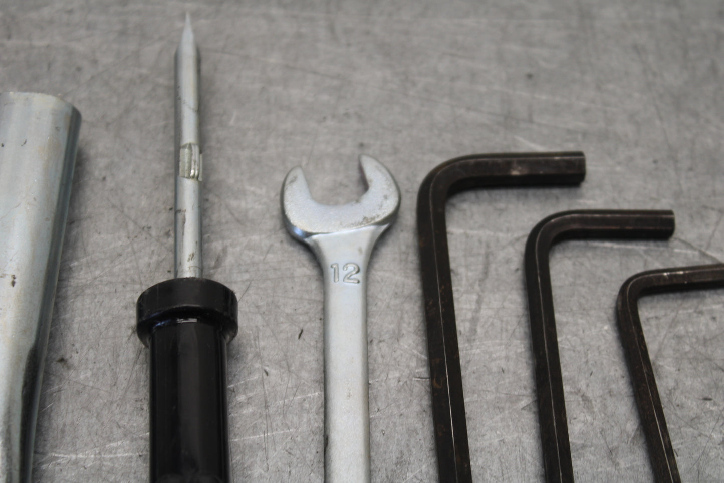 16 KAWASAKI NINJA ZX10R STOCK TOOLS OEM TOOL BAG KIT SET 56007-0141 BB650