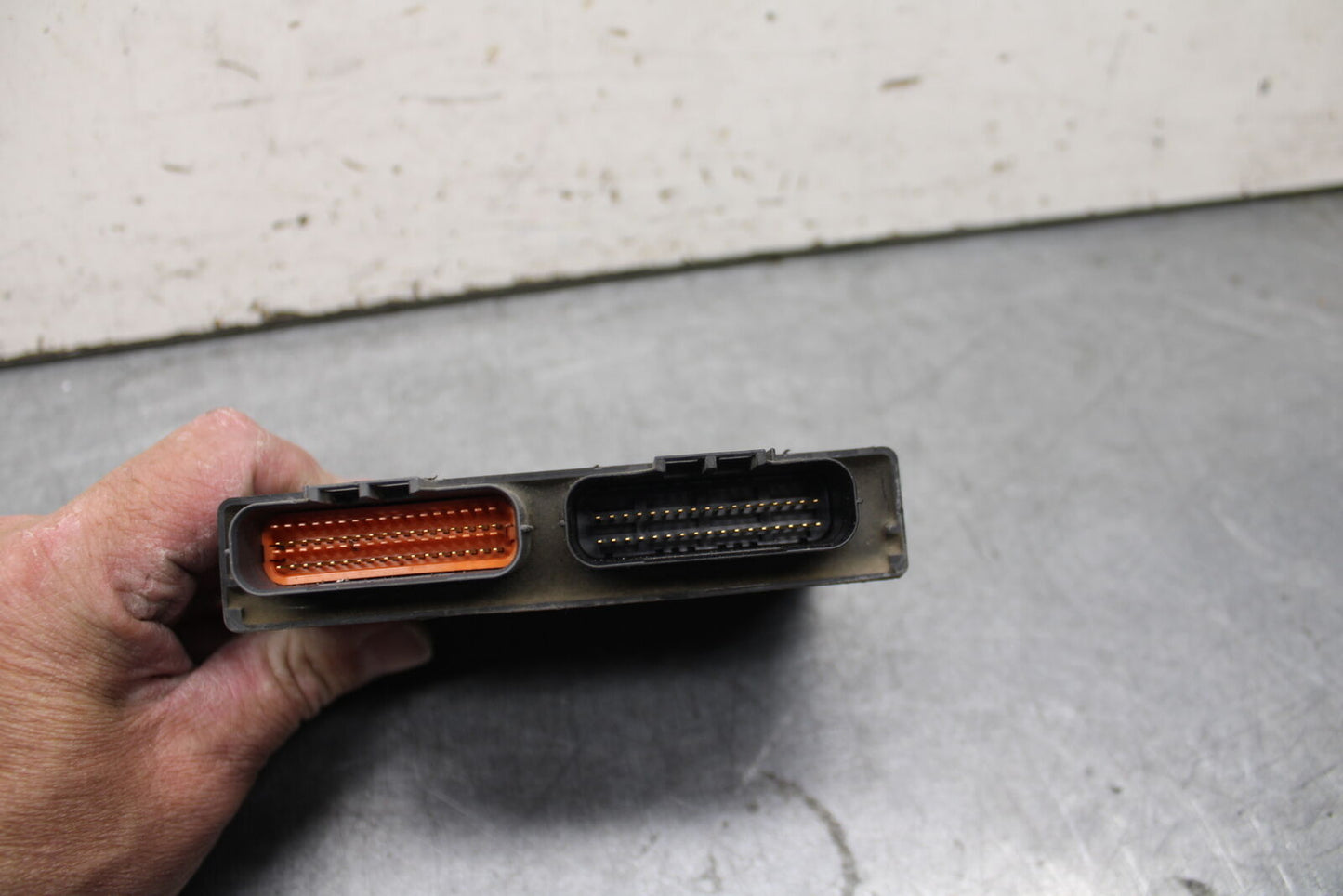 05-06 SUZUKI GSXR1000 ECU COMPUTER CONTROLLER UNIT BLACK BOX ECM CDI  BB677