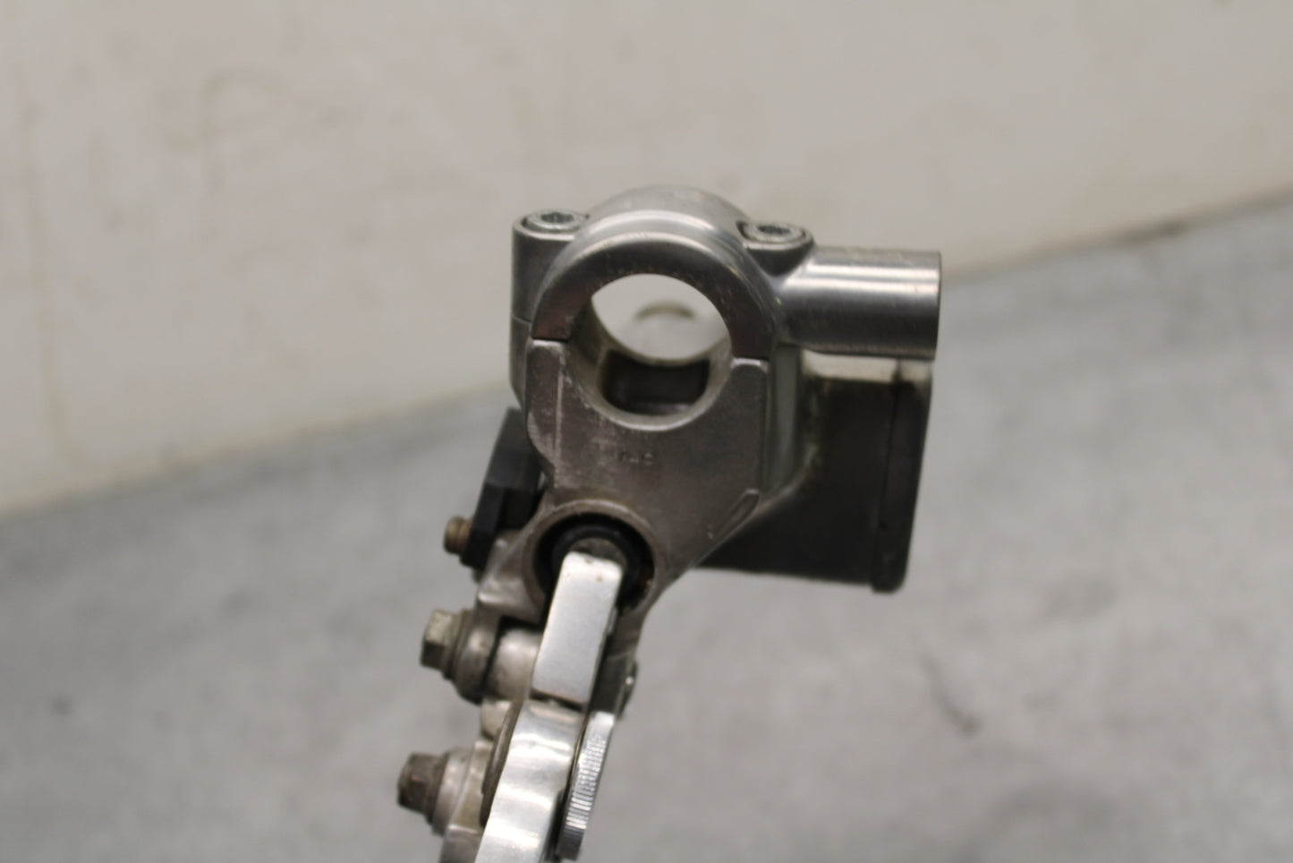 00 SUZUKI INTRUDER 1500 VL1500 FRONT BRAKE MASTER CYLINDER BB761