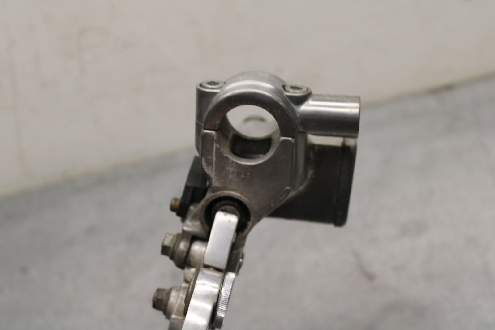 00 SUZUKI INTRUDER 1500 VL1500 FRONT BRAKE MASTER CYLINDER BB761