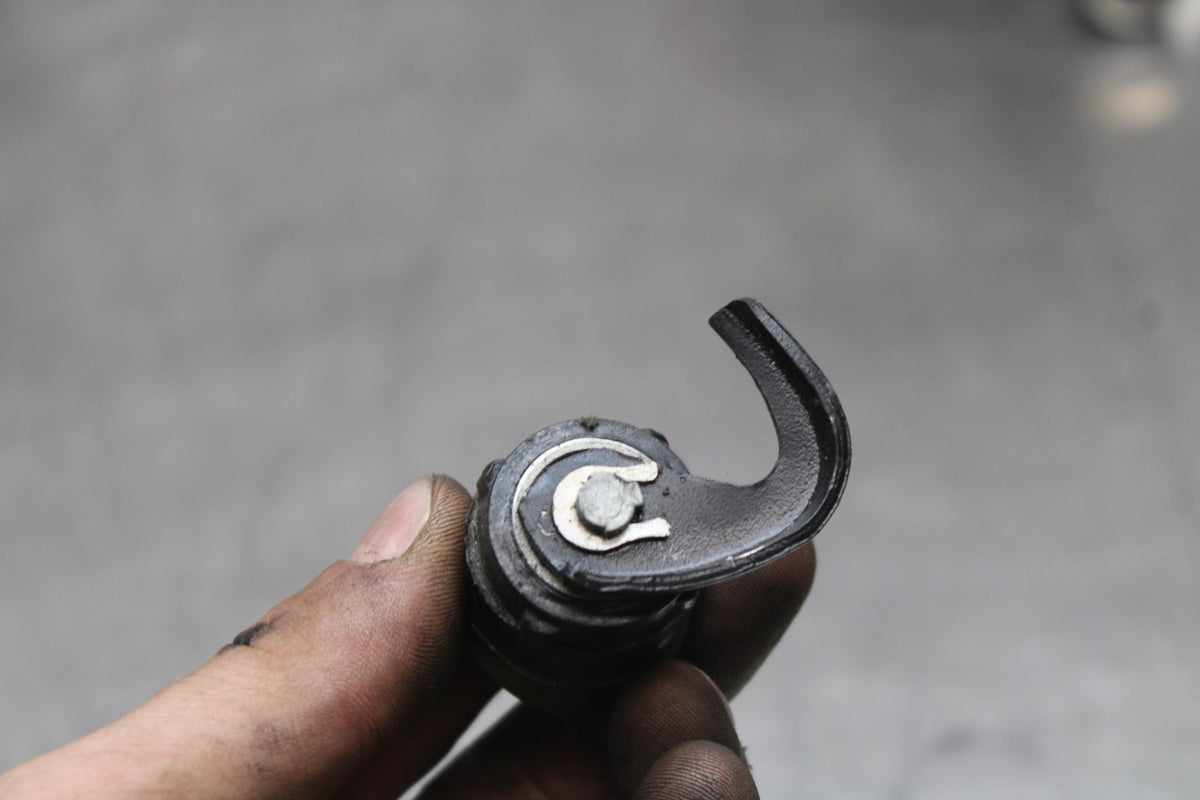 08 YAMAHA V STAR 1100 XVS1100AW CLASSIC IGNITION LOCK KEY SET BB916