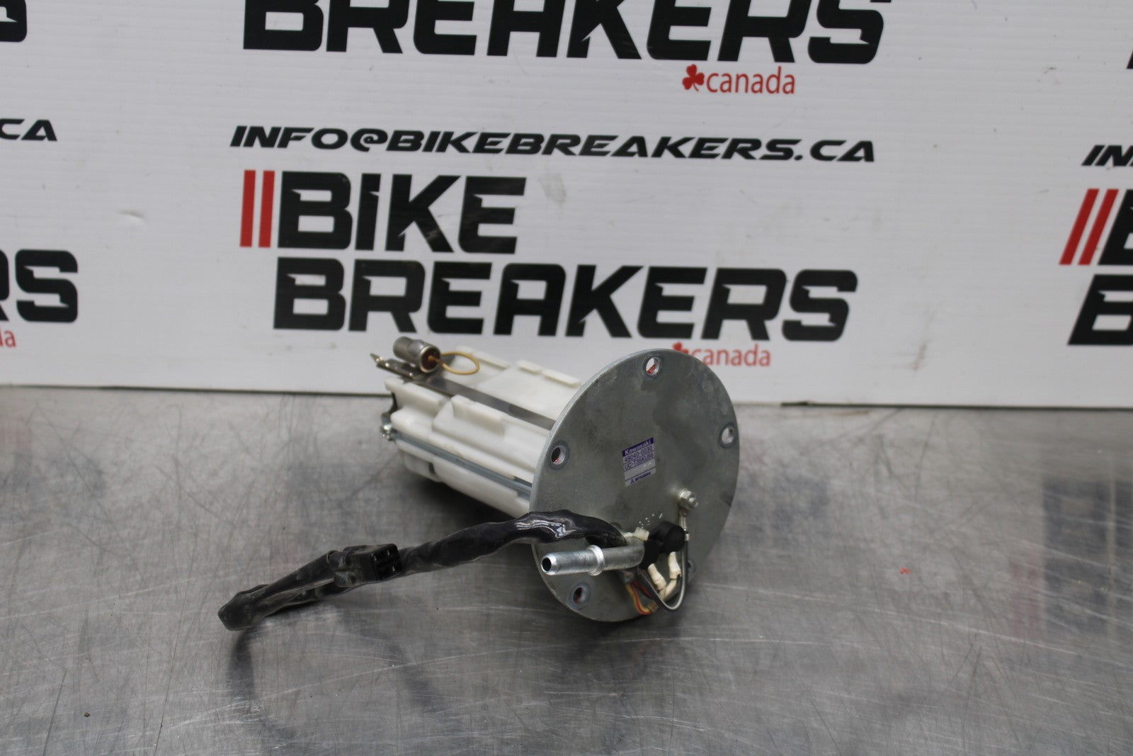 08 KAWASAKI NINJA ZX10R FUEL PUMP GAS PETROL SENDER UNIT BB201