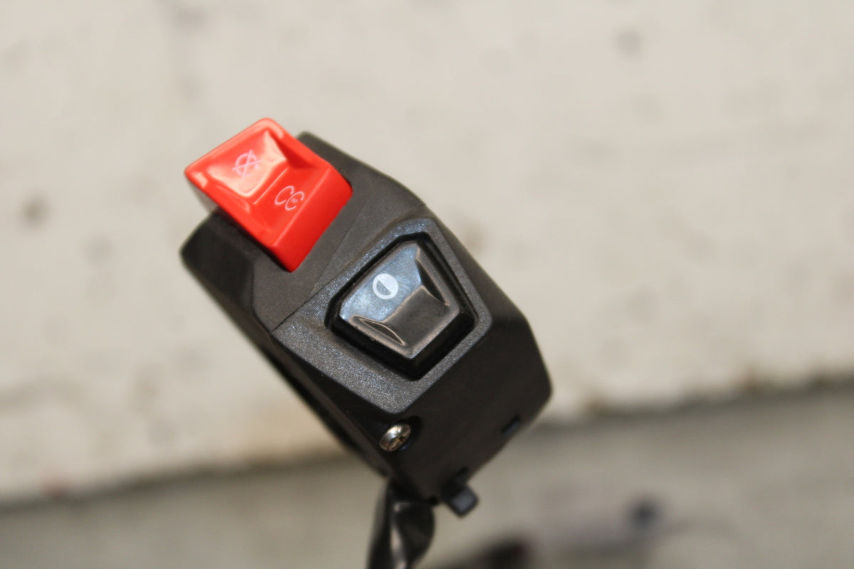 21-24 APRILIA TUONO 660 FACTORY RIGHT CLIP ON HANDLE KILL OFF START SWITCH BB733