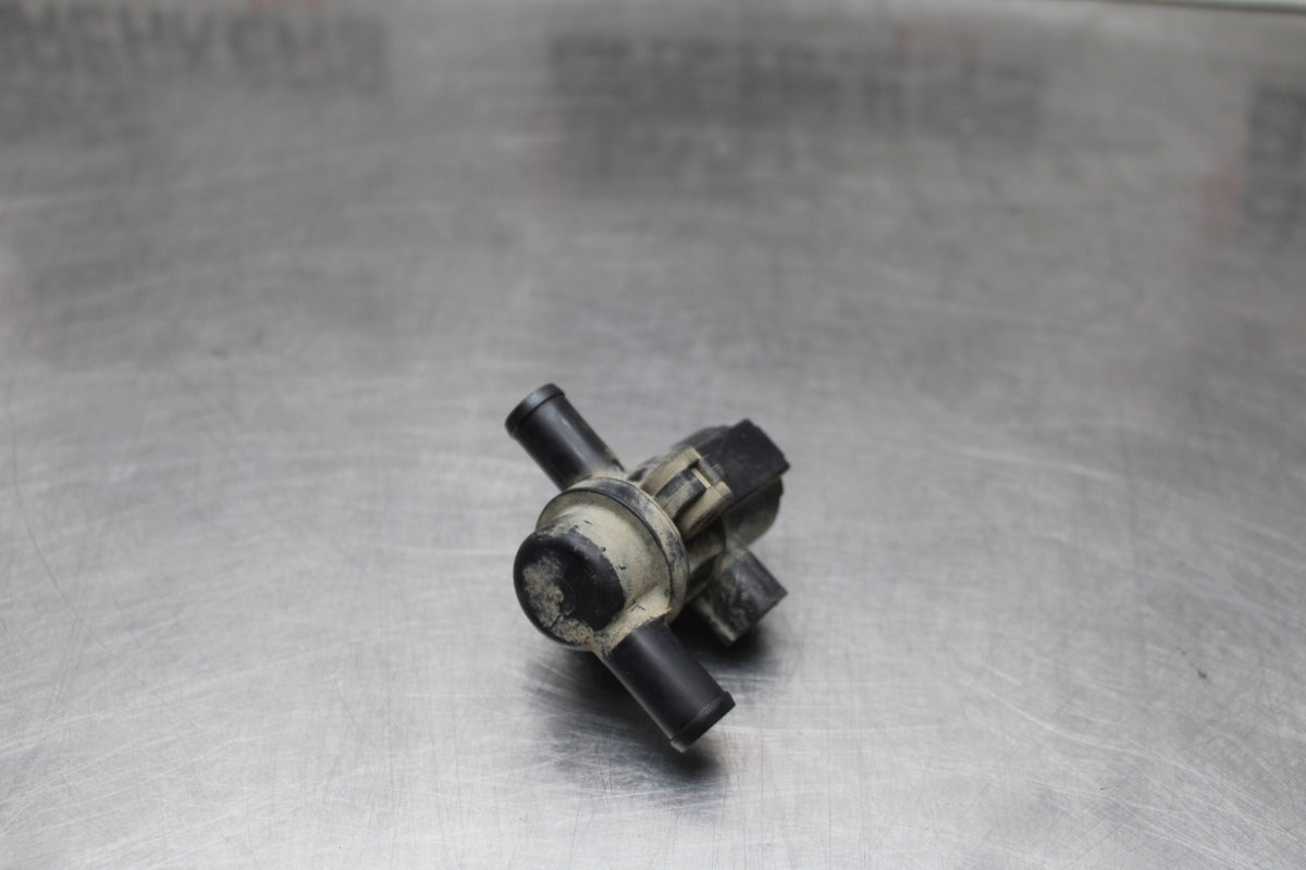 15 TRIUMPH TIGER 800 AIR VALVE SOLENOID TOP ENGINE SWITCH SENSOR BB873