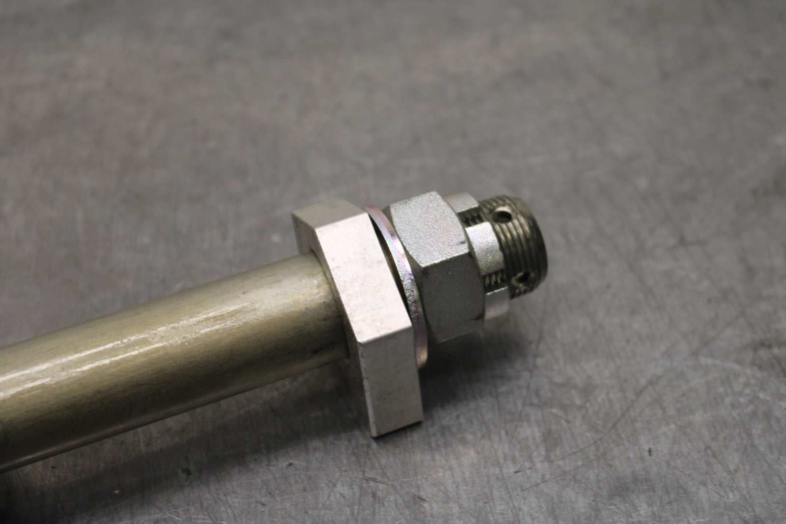 12-25 KAWASAKI NINJA ZX14R NEW!! REAR AXLE BACK WHEEL RIM PIVOT BOLT AXEL BB757