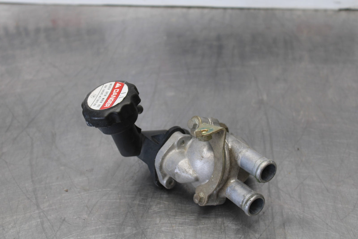 03 HONDA SHADOW SPIRIT 750 VT750DC THERMOSTAT W HOUSING ASSEMBLY BB907