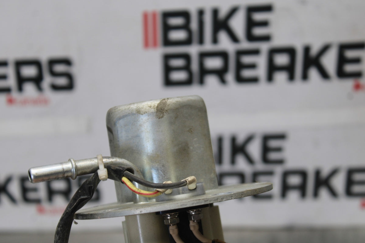 08 KAWASAKI VULCAN 1600 VN1600D NOMAD FUEL GAS PUMP BB904