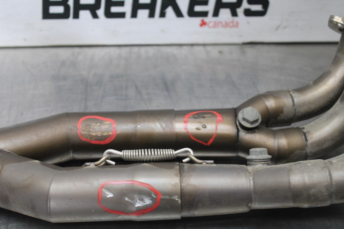 17 YAMAHA YZF R6 EXHAUST HEADER PIPES MANIFOLD BB922