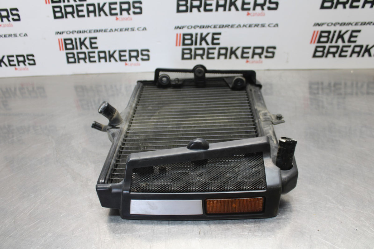 93-07 YAMAHA VMAX 1200 ENGINE COOLER COOLING RADIATOR RADIATER BB197