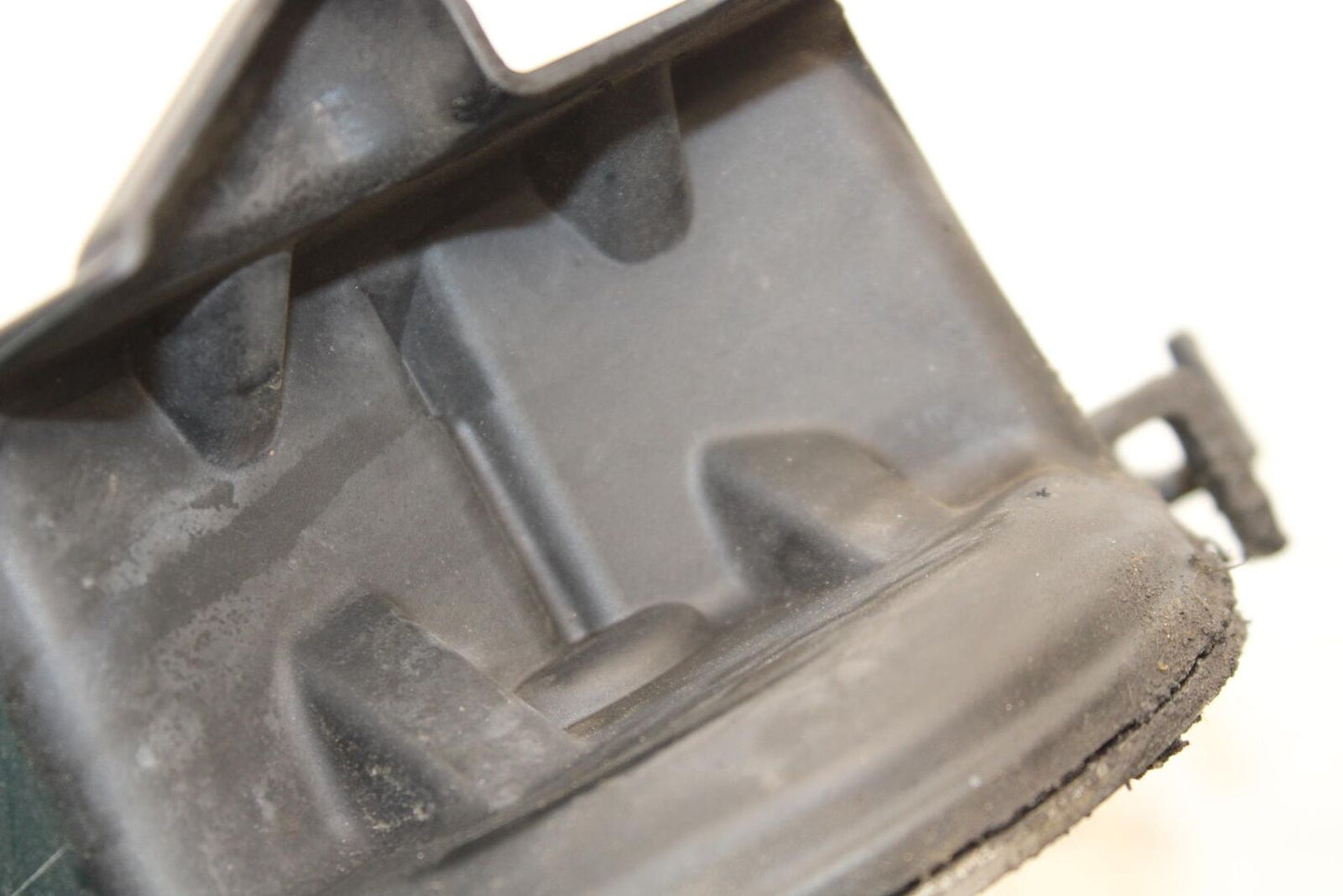 2008 Honda CBR1000RR ENGINE SPROCKET COVER 11350-MFL-000 BB579