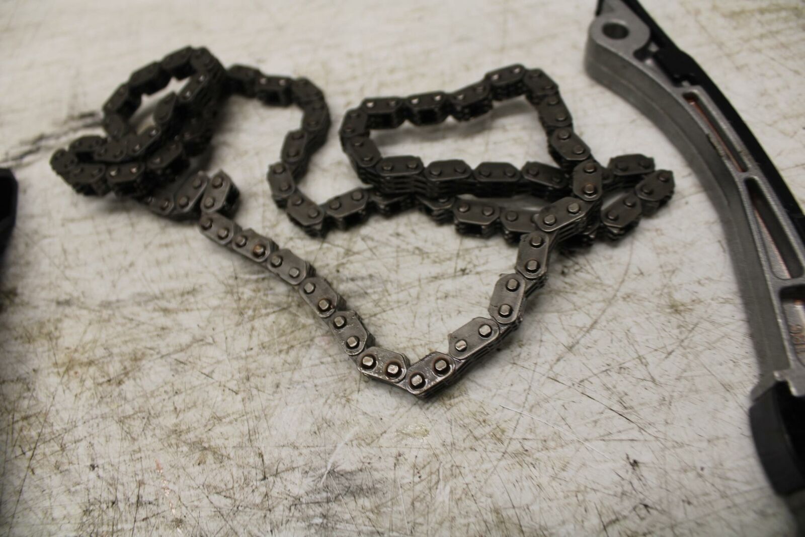 16-21 YAMAHA XSR900 CAM CHAIN WITH GUIDES BB370