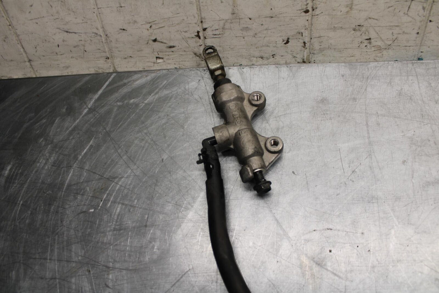 11-14 KAWASAKI VERSYS 650 LE 650C REAR  BRAKE MASTER CYLINDER W RESERVOIR  BB498