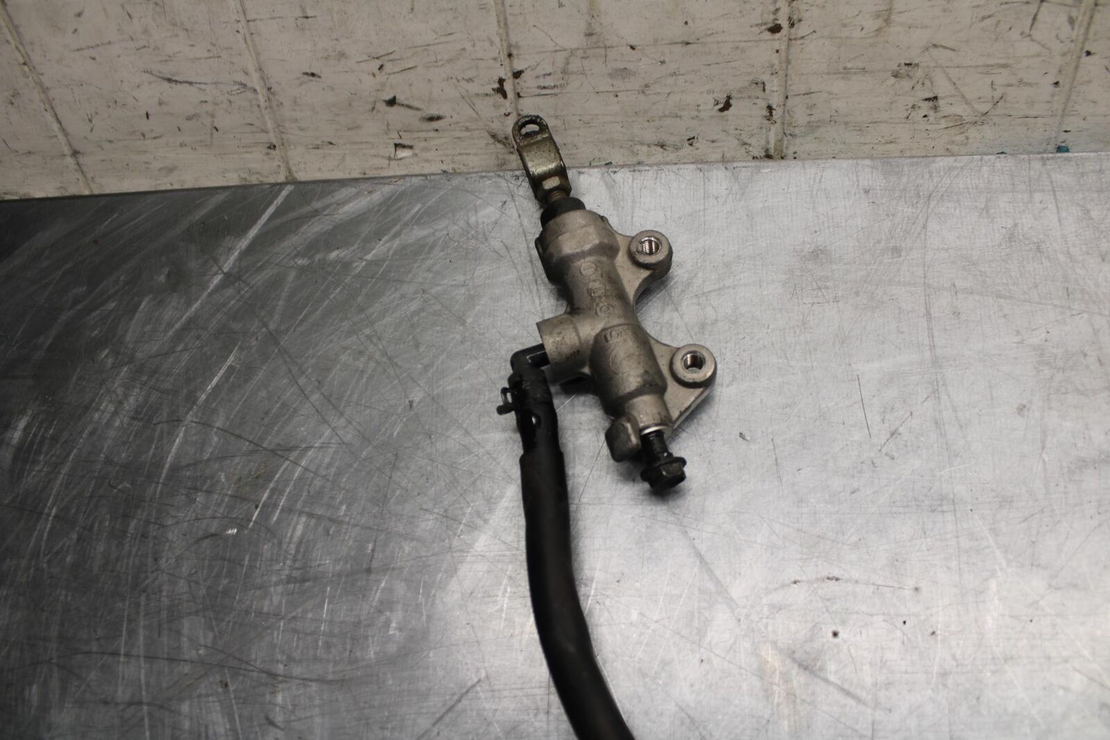 11-14 KAWASAKI VERSYS 650 LE 650C REAR  BRAKE MASTER CYLINDER W RESERVOIR  BB498