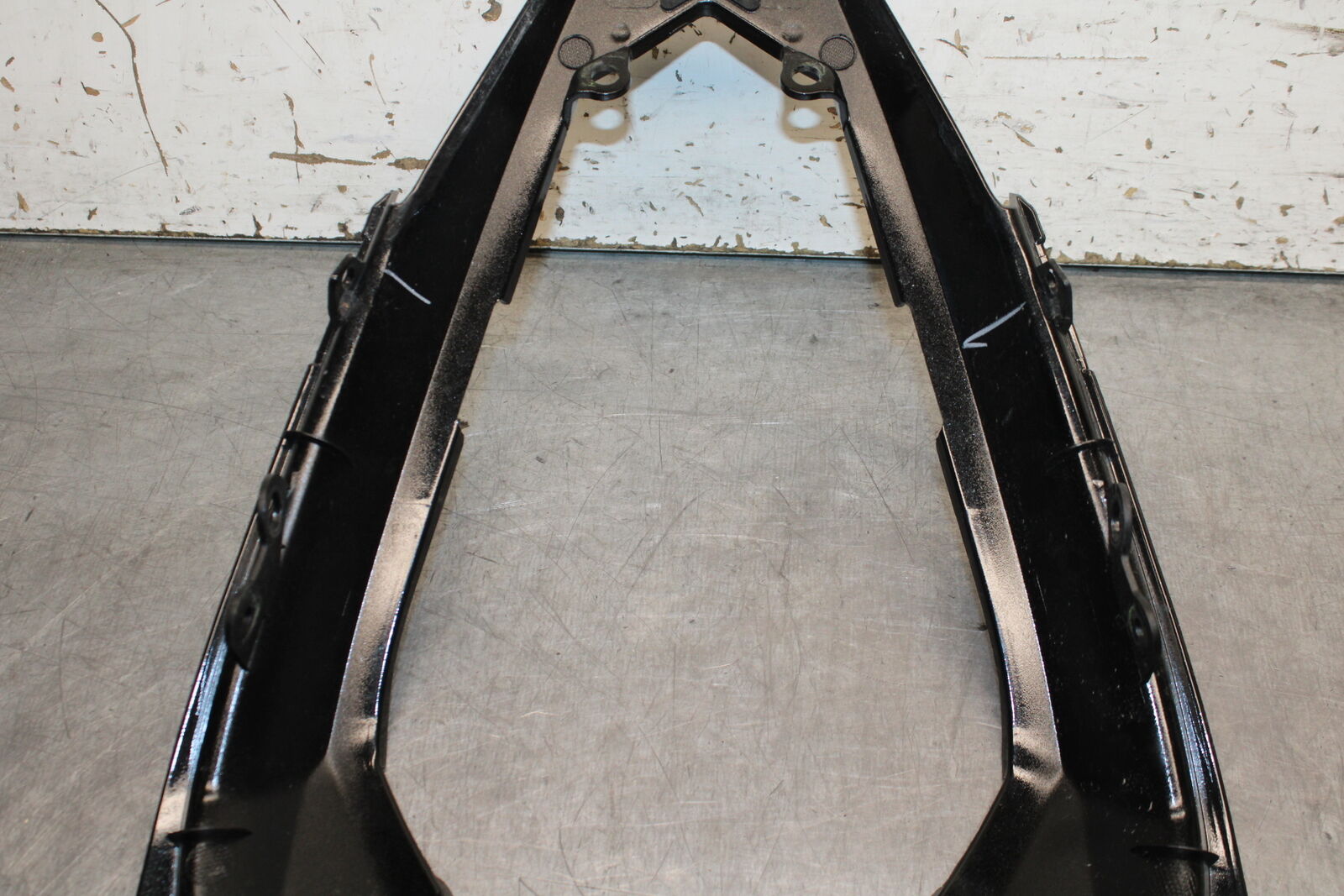 19-22 KAWASAKI Z400 CENTER REAR BACK TAIL FAIRING COWL BB738