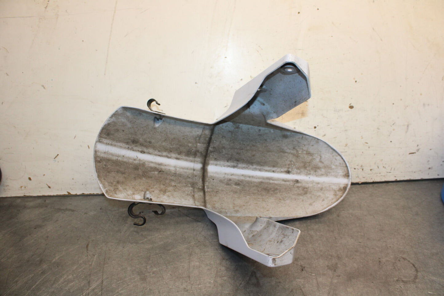 13-18 KAWASAKI NINJA ZX6R FRONT WHEEL FENDER COWL FAIRING BB682