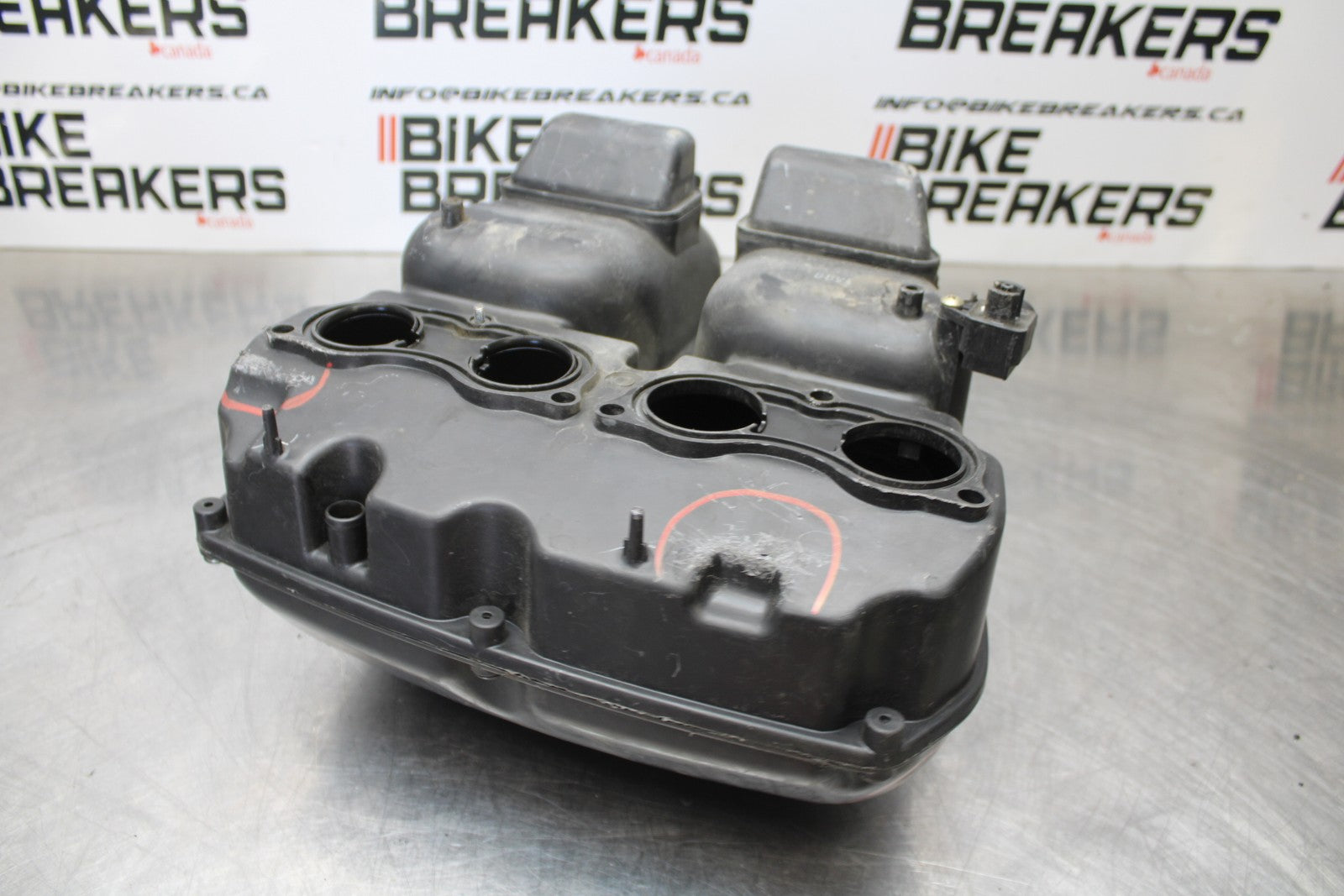 01-06 HONDA CBR600F4I AIRBOX AIR INTAKE FILTER BOX BB185