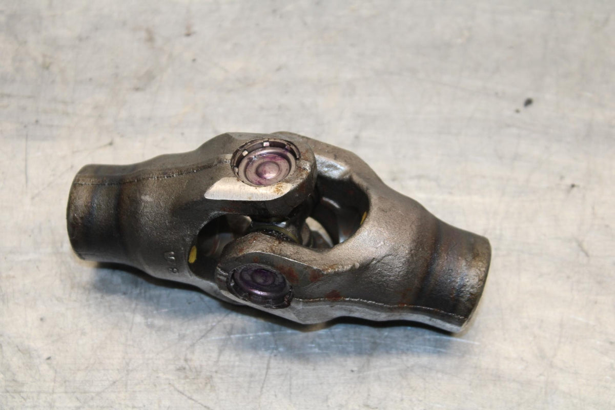 2007 Honda Shadow Spirit 1100 VT1100C DRIVE YOKE AXEL U-JOINT BB561