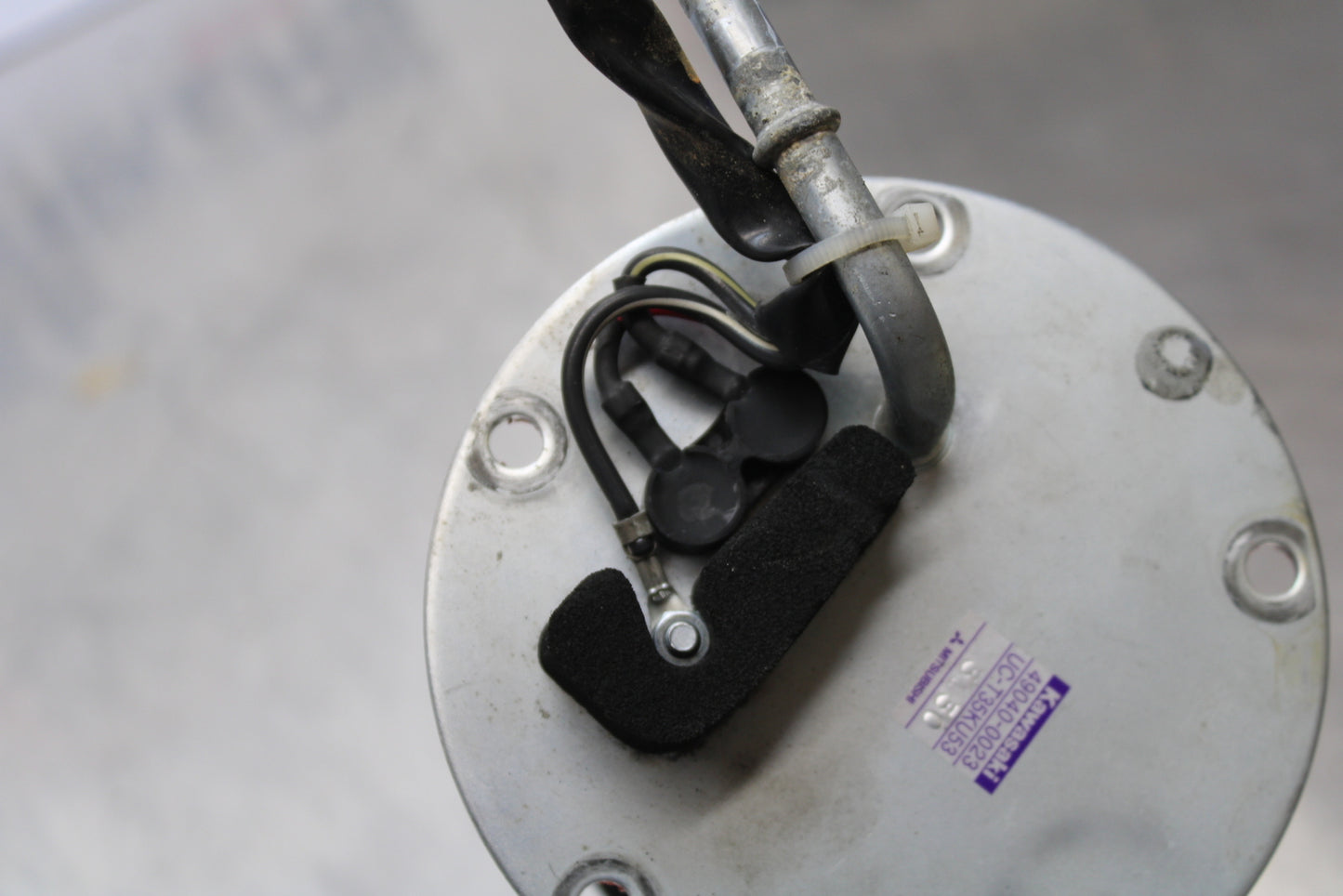 13-18 KAWASAKI NINJA ZX6R FUEL PUMP GAS PETROL SENDER UNIT BB143