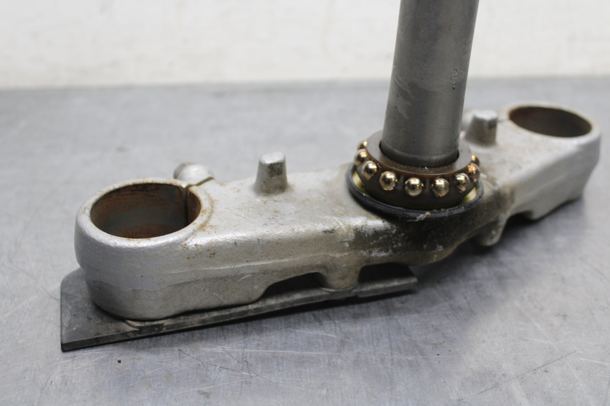 03 SUZUKI SV650S FRONT FORKS CLAMP LOWER TRIPLE TREE STEM BB130