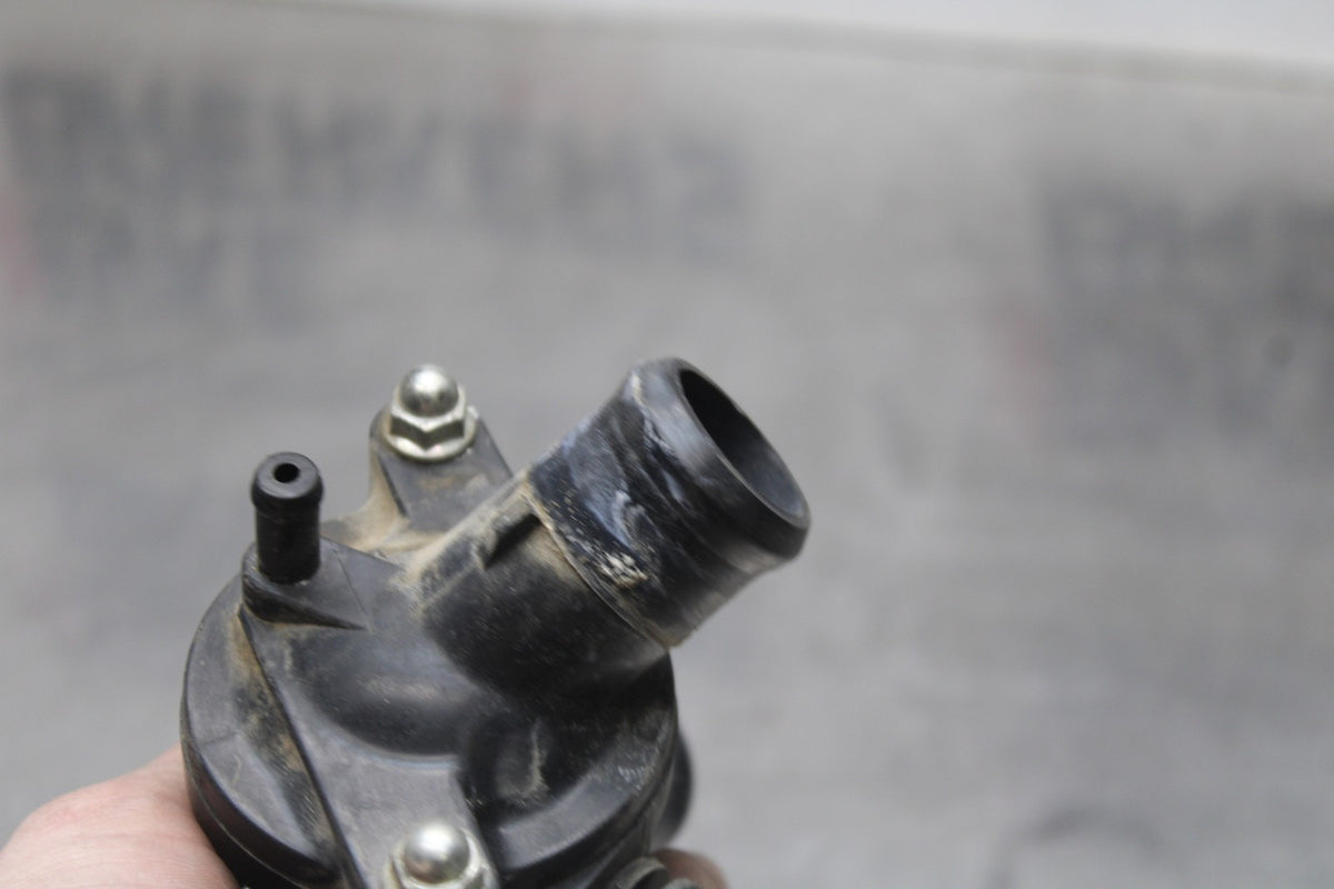 07 YAMAHA YZF R1 THERMOSTAT W HOUSING ASSEMBLY BB826