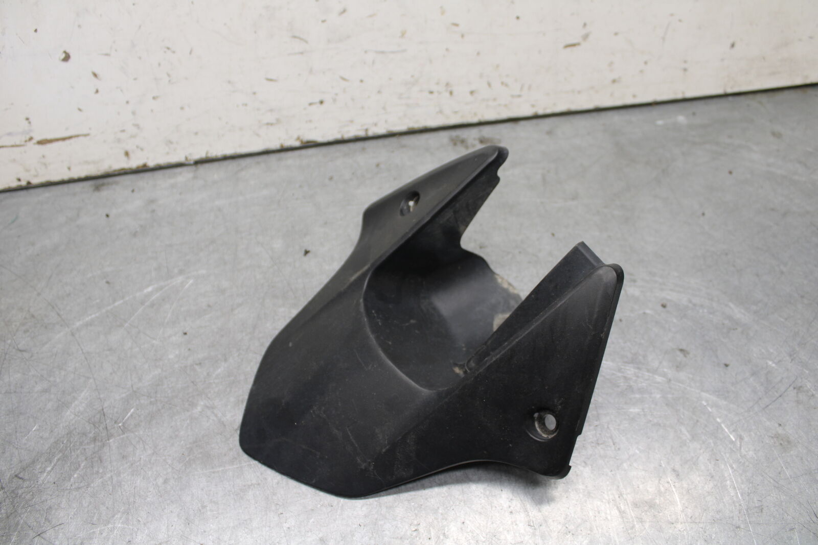 17-21 HONDA CBR1000RR SP REAR BACK WHEEL TIRE HUGGER FENDER BB681