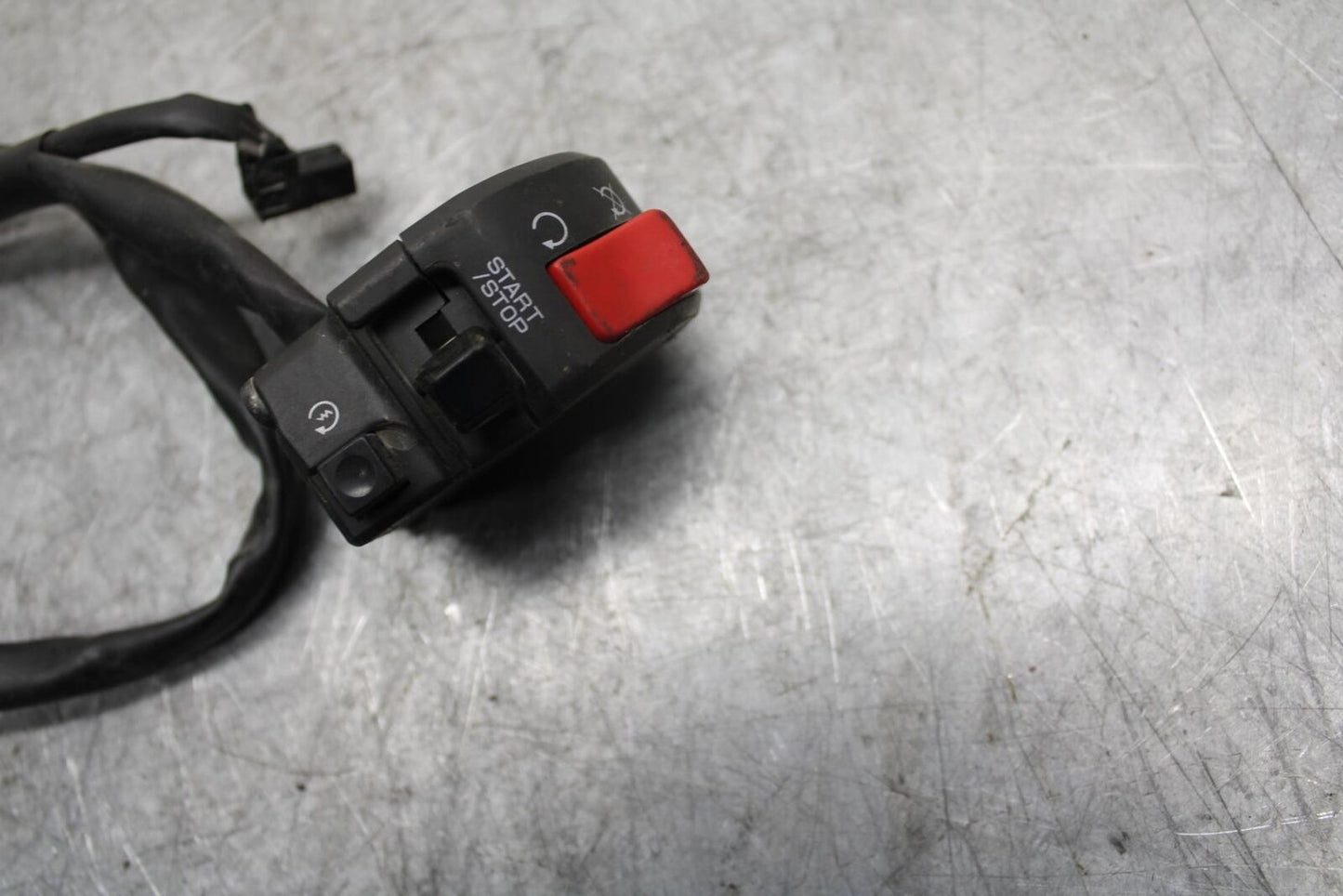 2009 Kawasaki Ninja ZX6R ZX600R RIGHT CLIP ON HANDLE KILL OFF START SWITCH BB538