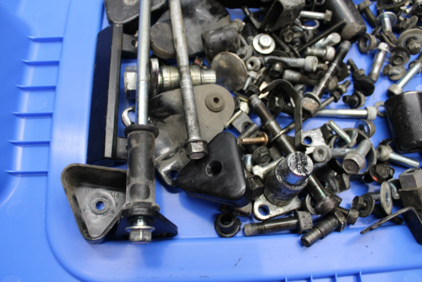 86-06 KAWASAKI CONCOURS 1000 ZG1000A ENGINE MOUNTING BOLTS HARDWARE MOTOR  BB292