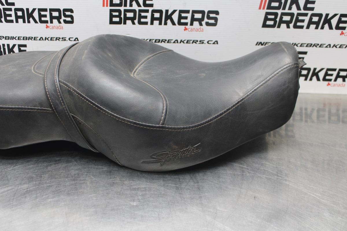 08 HARLEY-DAVIDSON SPORTSTER 1200 FRONT REAR SEAT SADDLE BB794