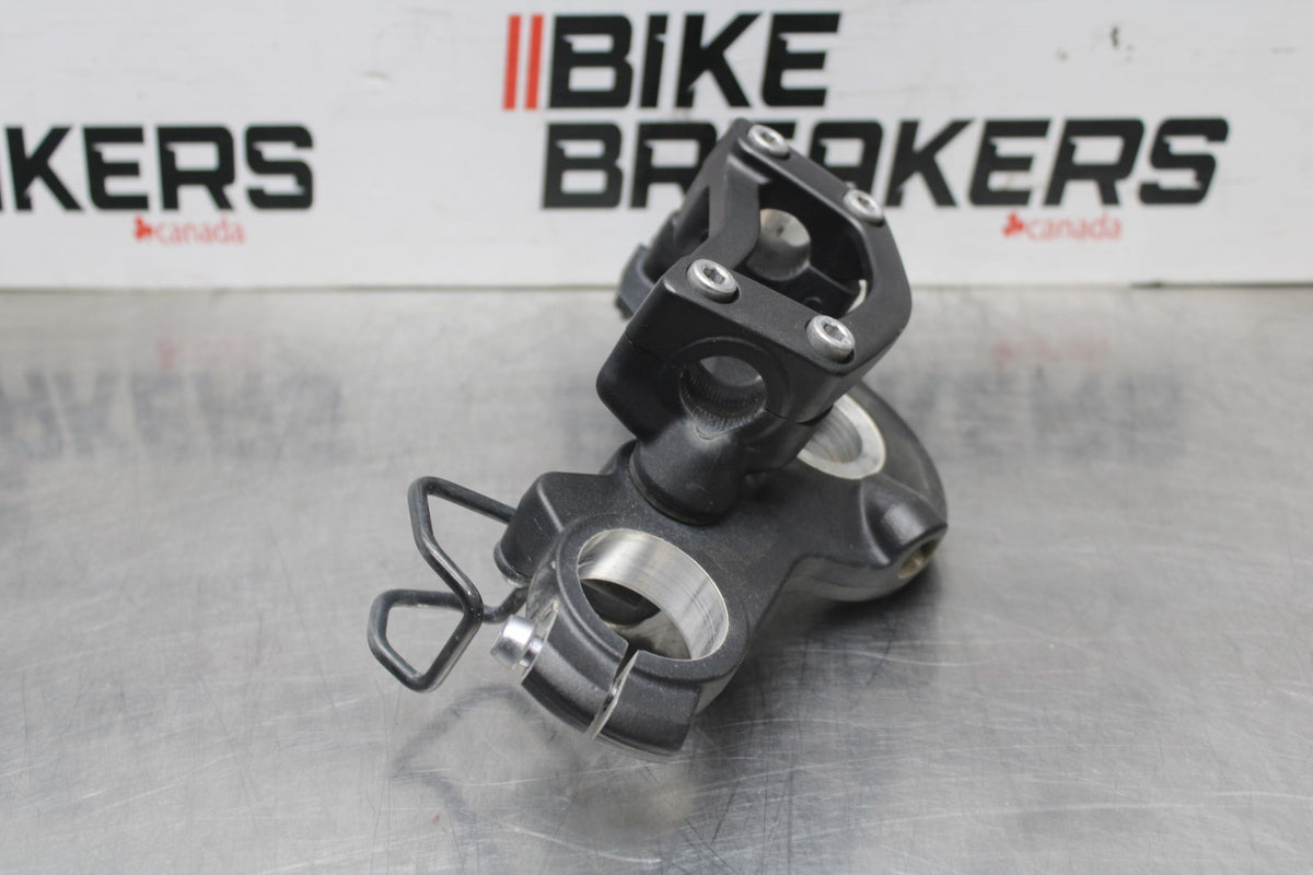 13 KAWASAKI NINJA 650 EX650F ABS FORKS UPPER TRIPLE TREE CLAMP BB828