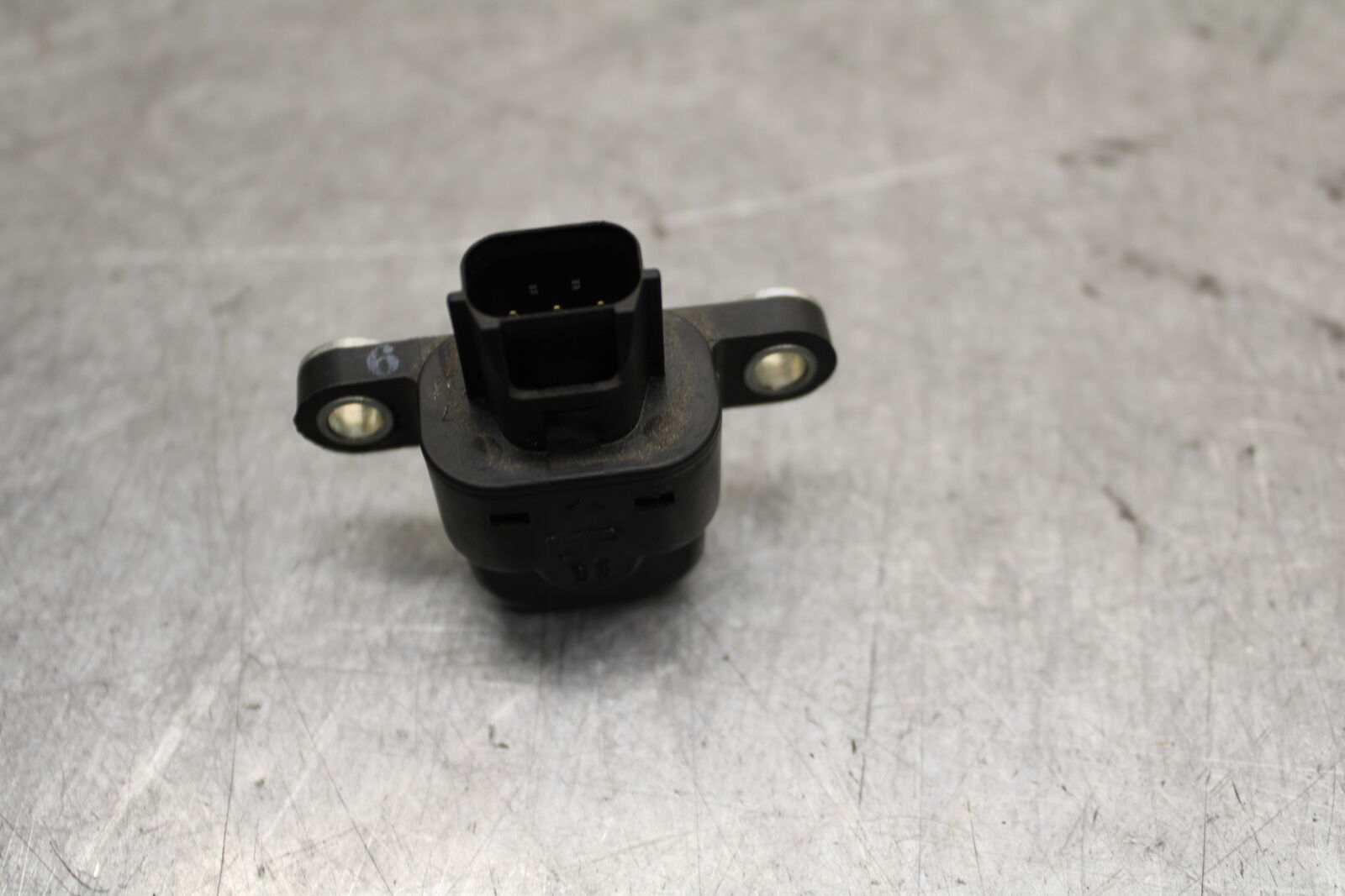 16 KAWASAKI NINJA ZX10R TIP OVER ANGLE CRASH SENSOR SWITCH  21176-0026 BB650