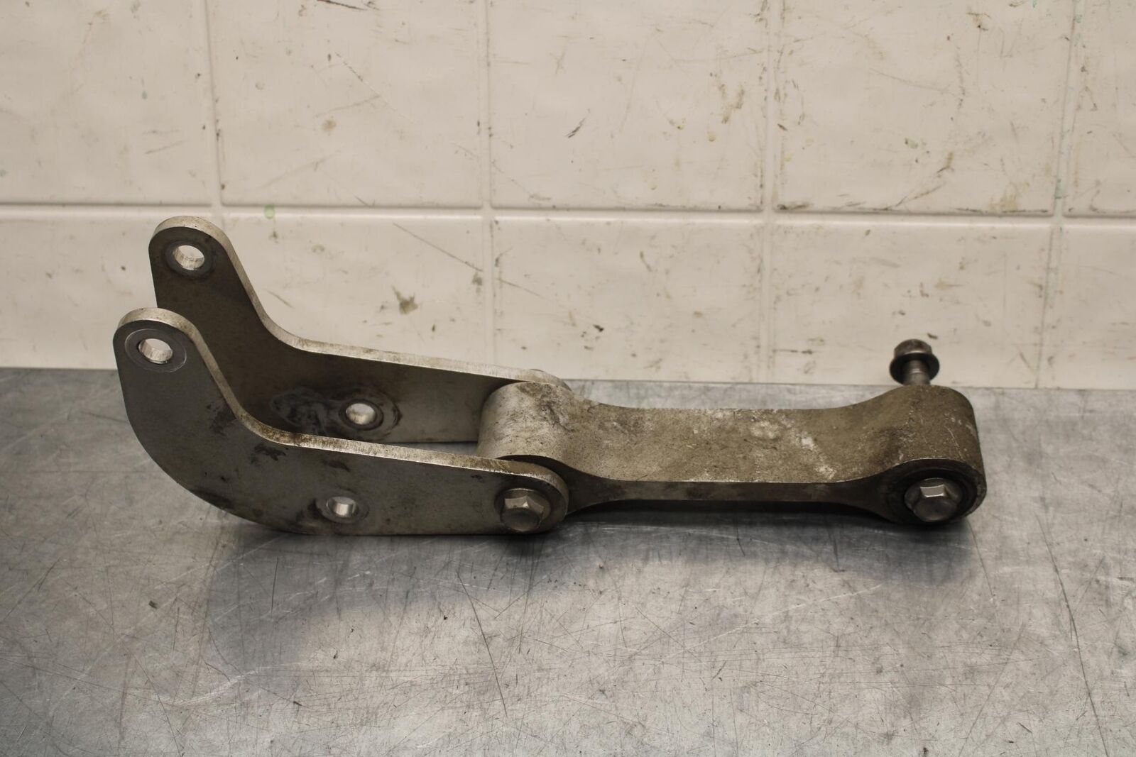 16-20 KAWASAKI ZX10R REAR DOGBONE SHOCK LINKAGE LINK BB591